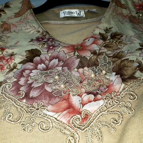 Flowers and Lace Patchwork Shirt Size 2x - Picture 3 of 10